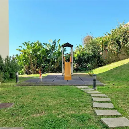 Charming Plaza Penthouse *