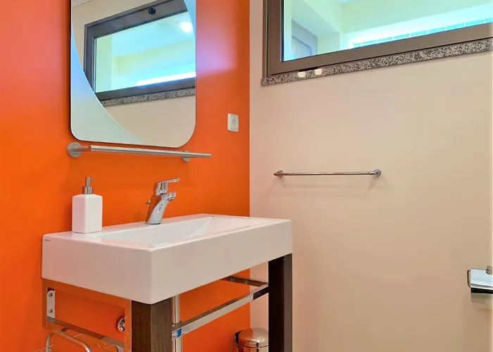 Charming Plaza Penthouse *