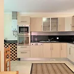 Charming Plaza Penthouse Calheta (Madeira)